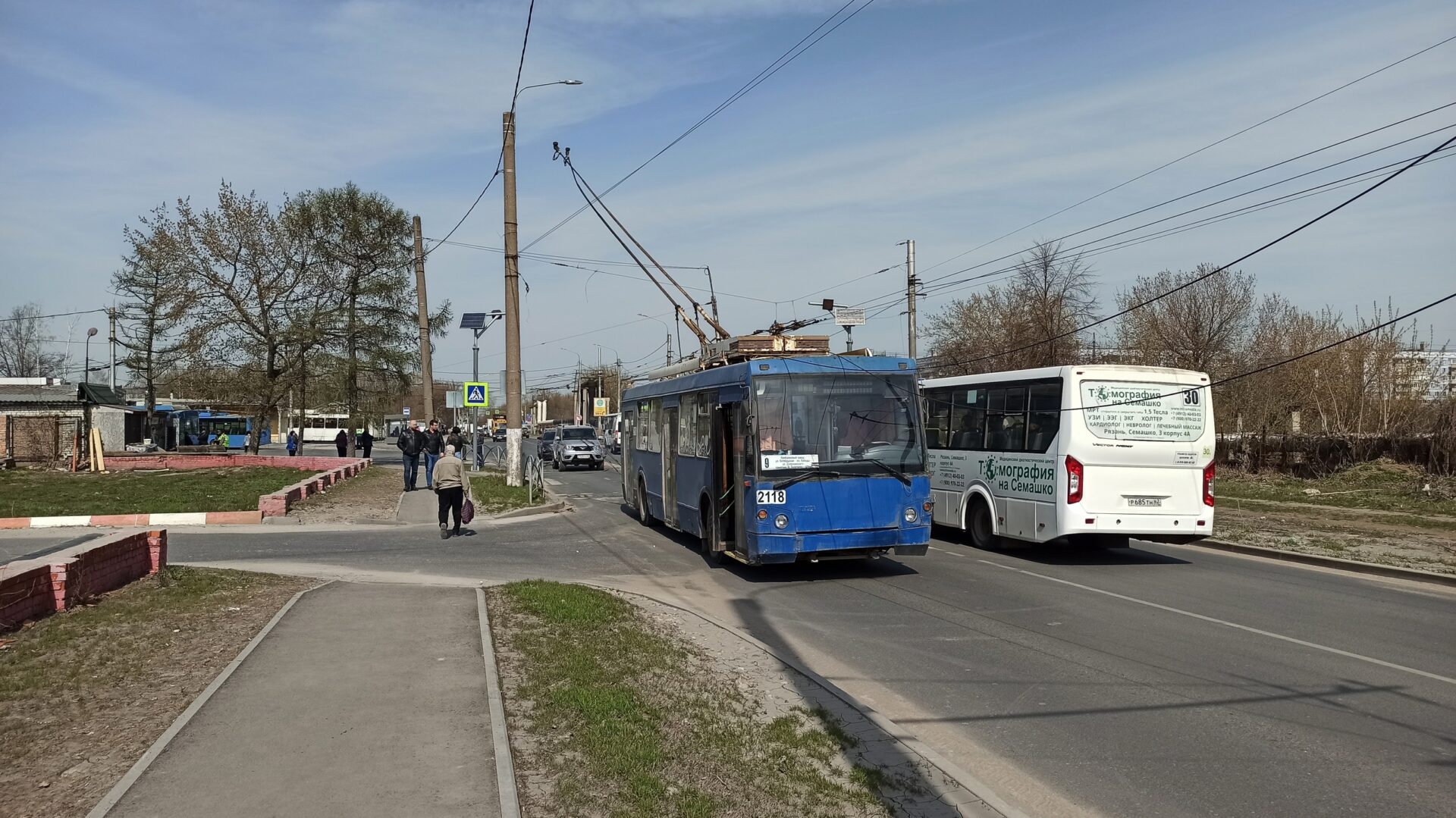 При обрыве контактной сети в Рязани пострадал пешеход | 19.04.2023 | Рязань  - БезФормата