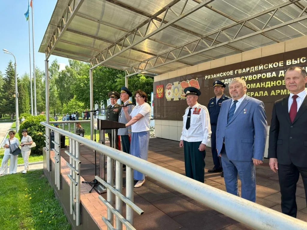 Знак в память о расформированном автомобильном училище появился в Рязани