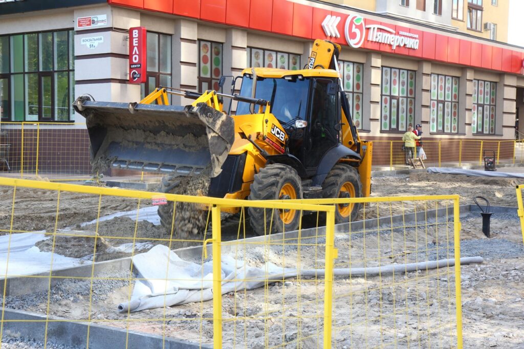 В Рязани началось благоустройство Малого шоссе В Рязани началось благоустройство Малого шоссе Ход работ проверила на месте мэр города Елена Сорокина.