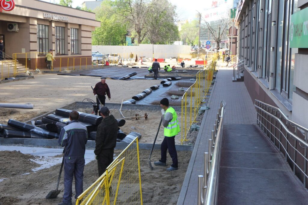 В Рязани началось благоустройство Малого шоссе В Рязани началось благоустройство Малого шоссе Ход работ проверила на месте мэр города Елена Сорокина.