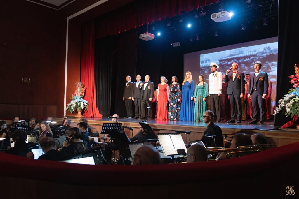В Рязанском музыкальном театре 9 мая прошёл концерт «Поклонимся великим тем годам»