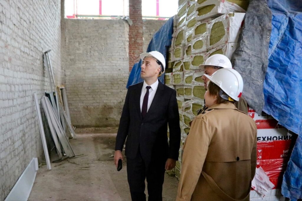Вице-губернатор рассказал о ходе реставрации гимназии № 2 в Рязани Вице-губернатор рассказал о ходе реставрации гимназии № 2 в Рязани