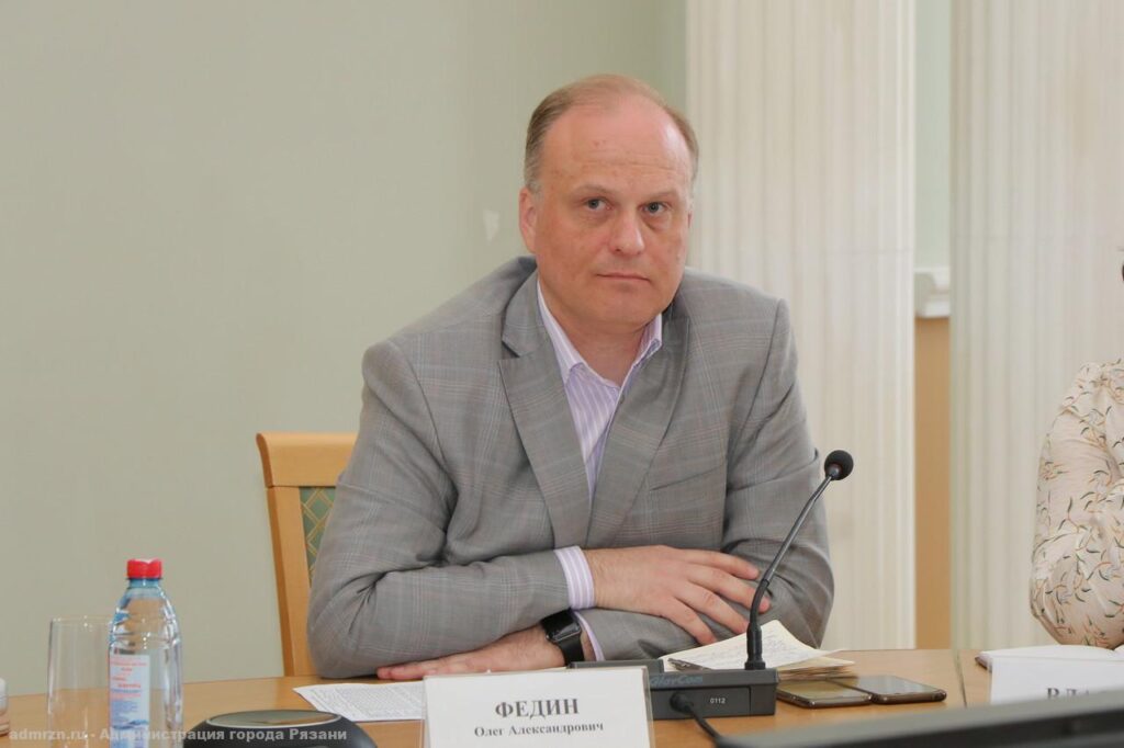 Благоустройство, транспорт и культурная программа лета-2023 стали темами совещания Елены Сорокиной Благоустройство, транспорт и культурная программа лета-2023 стали темами совещания Елены Сорокиной Программа «Лето в городе» ориентирована на горожан всех возрастов – запланированы концерты, спортивные программы, мастер-классы, лектории и конкурсы.
