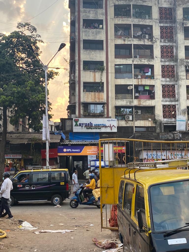 Бомбей или Мумбаи? Трущобы Дхарави