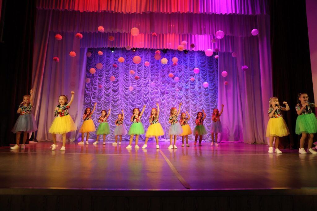 Два коллектива Рязанского Дворца детского творчества выступили с отчётным концертом