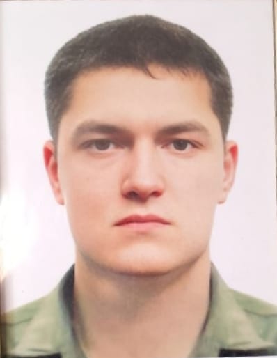 В Тербунах простились с погибшим в зоне СВО Артёмов Гесслером В Тербунах простились с погибшим в зоне СВО Артёмов Гесслером 26-летнего Артёма Сергеевича Гесслера похоронили в деревне Петровское. Воин погиб во время боёв под Артёмовском (Бахмутом).