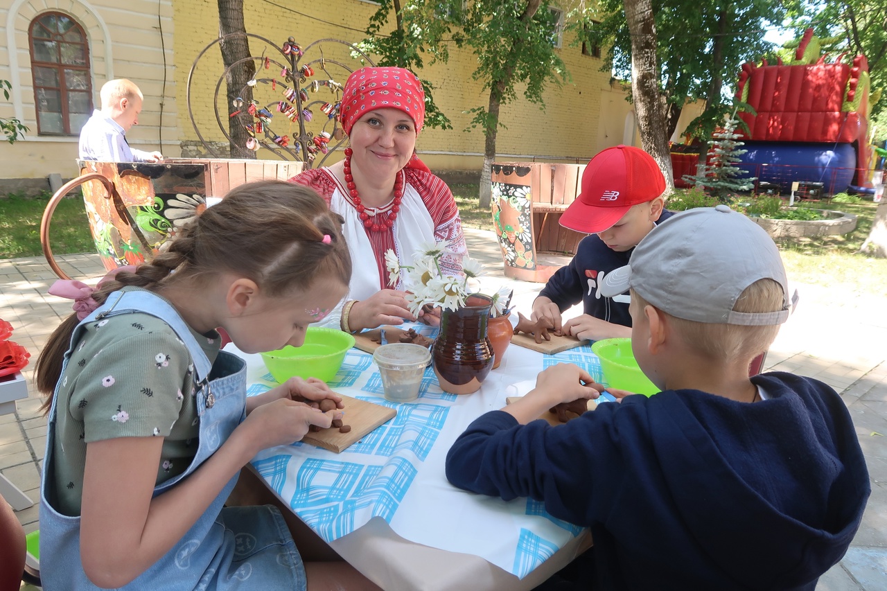 В Касимове прошёл фестиваль народного творчества «Золотая ладья» |  18.06.2023 | Рязань - БезФормата