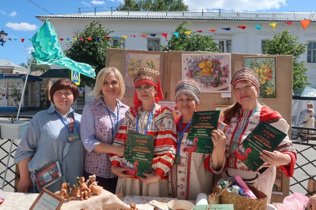 В Касимове прошёл фестиваль народного творчества «Золотая ладья» Городской фестиваль стал одним из самых ярких событий года.