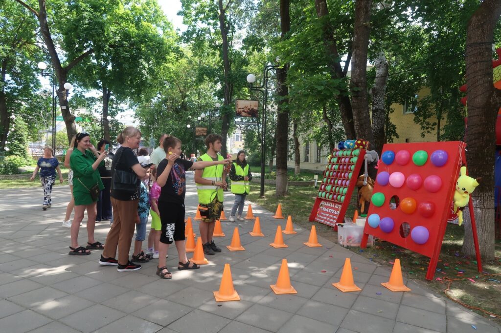 В Касимове прошёл фестиваль народного творчества «Золотая ладья» Городской фестиваль стал одним из самых ярких событий года.