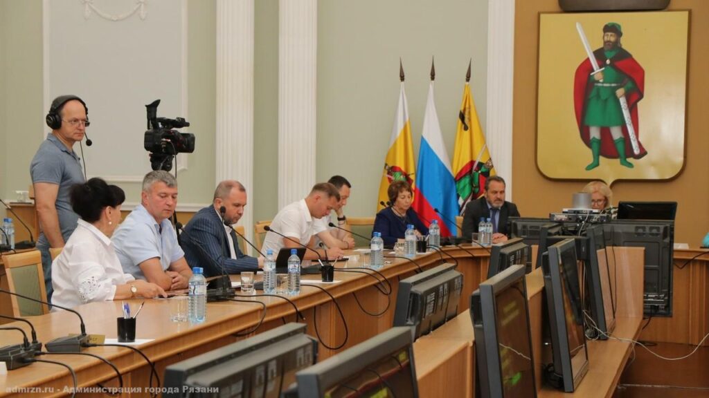 Бюджет Рязани по доходам в 2022 году превысил план на 2,4% Бюджет Рязани по доходам в 2022 году превысил план на 2,4% На социальную сферу потратили 63% от общего объёма — примерно 11,8 млрд рублей. Больше четверти всех расходов пришлось на дороги и ЖКХ.