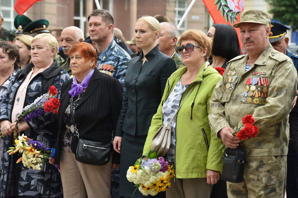 В Рязани состоялся митинг-концерт, посвящённый Дню ветеранов боевых действий Ветеранам и участникам специальной военной операции вручены Памятные знаки губернатора Рязанской области.