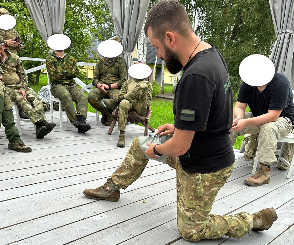 Под Рязанью волонтёры прошли курсы оказания медпомощи в боевых условиях