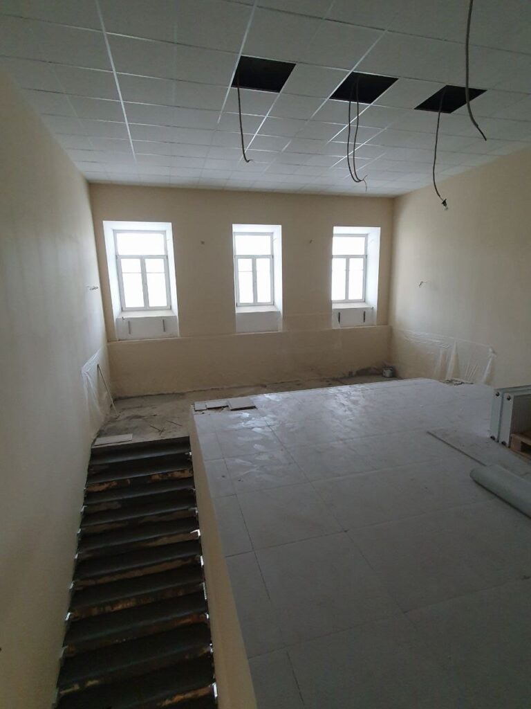 В Рязани ремонтируют историческое здание поликлиники № 14