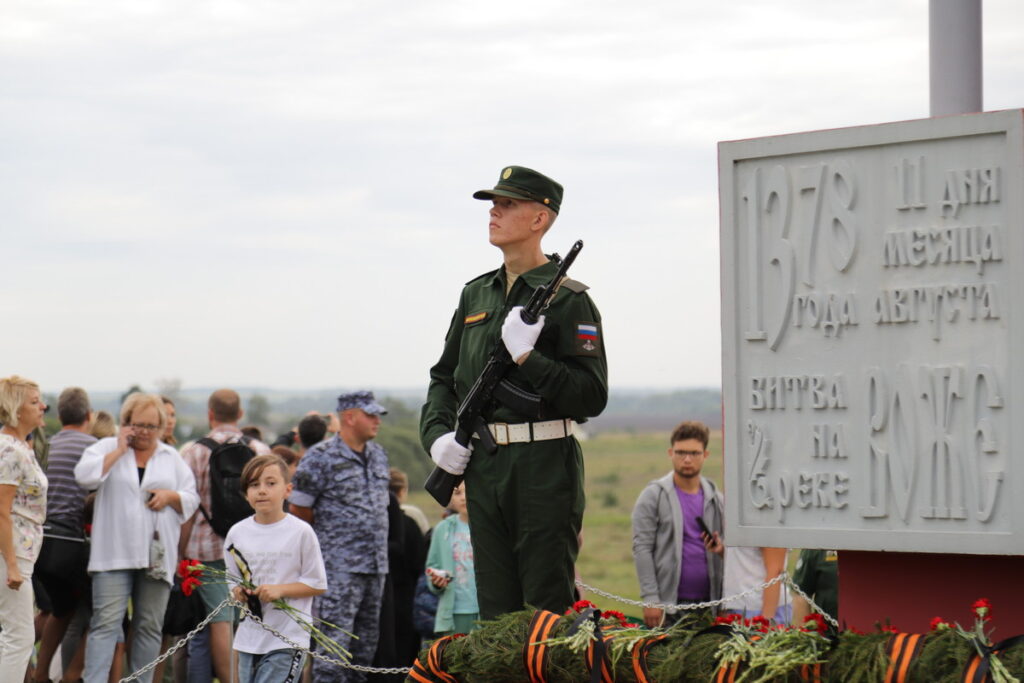 Под Рязанью завершился традиционный фестиваль «Битва на Воже» Масштабное событие приурочили к 645-летию победы в битве русского войска над Золотой Ордой на реке Воже.