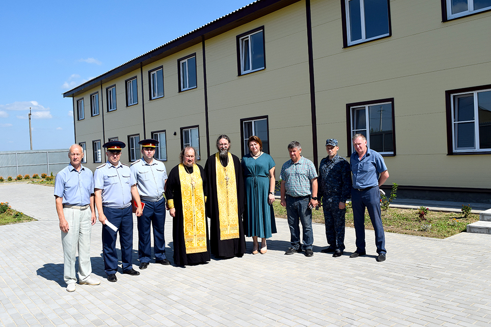В Касимове освятили новый исправительный центр В Касимове освятили новый исправительный центр Исправительный центр, созданный на базе племенного завода «Дмитриево», ввели в эксплуатацию в конце июня.