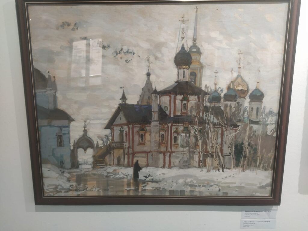 На Форуме «Юность древних городов» работает выставка работ коломенских живописцев На Форуме «Юность древних городов» работает выставка работ коломенских живописцев Яркая экспозиция состоит из множества картин, часто отражающих виды Старой Коломны и близлежащих населённых пунктов.