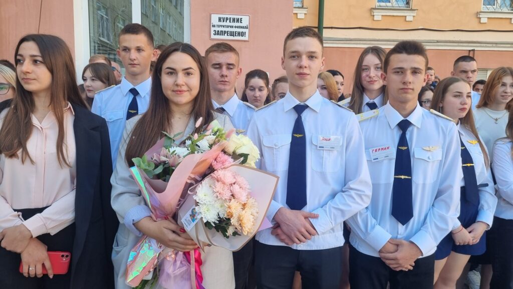Руководство МЖД поздравило студентов Рязанского филиала ПГУПС с Днем знаний   Руководство Рязанского региона Московской железной дороги (МЖД)  поздравило студентов профильного учебного заведения с Днем знаний. 