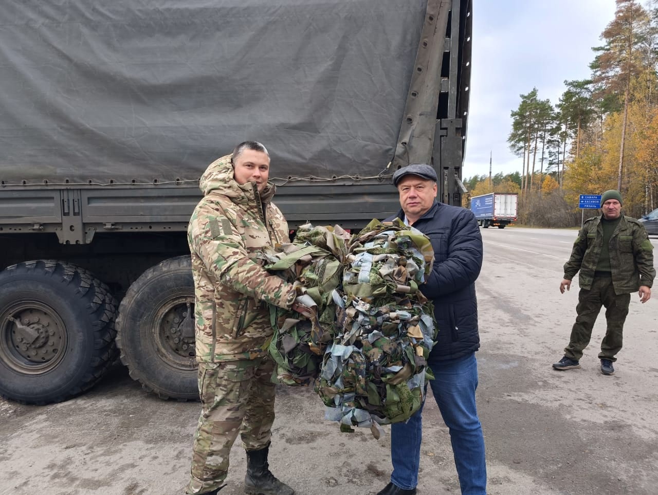 В Касимове оперативно отремонтировали автомобиль военных, едущих на СВО