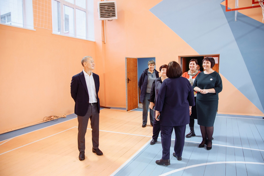 Аркадий Фомин посетил с депутатским контролем Шиловскую среднюю школу № 1 Аркадий Фомин посетил с депутатским контролем Шиловскую среднюю школу № 1 К началу учебного года учебное заведение капитально отремонтировано по программе «Модернизация школьных систем образования»