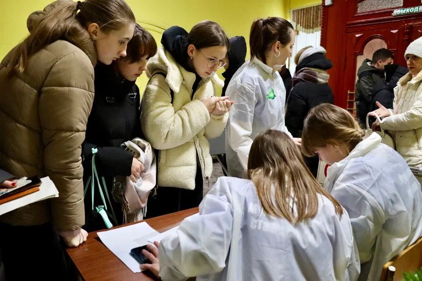 Более 400 человек написали Всероссийский экологический диктант в РГУ Более 400 человек написали Всероссийский экологический диктант в РГУ Экологическое испытание включало 25 вопросов.
