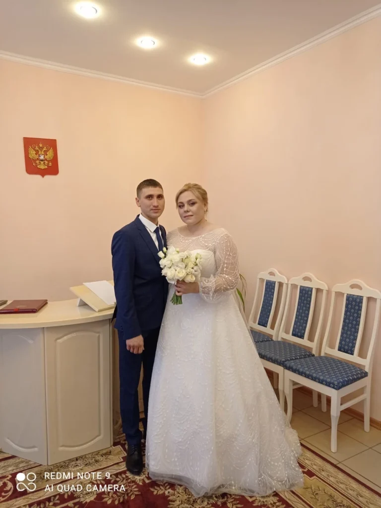 Рязанский ЗАГС показал фото свадеб 24 и 25 ноября Рязанский ЗАГС показал фото свадеб 24 и 25 ноября Снимки опубликованы на официальной странице ведомства и в личном аккаунте руководителя ЗАГС Елены Сорокиной.