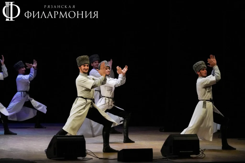 Сила и грация: Государственный академический ансамбль танца «Вайнах» впервые выступил в Рязани