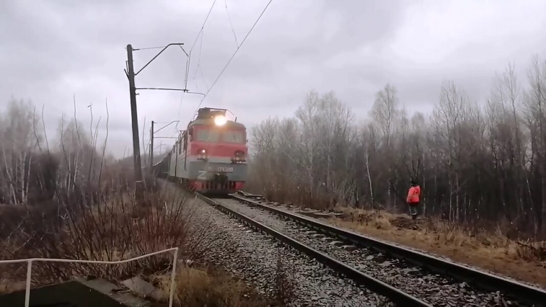 восстановили рельсы