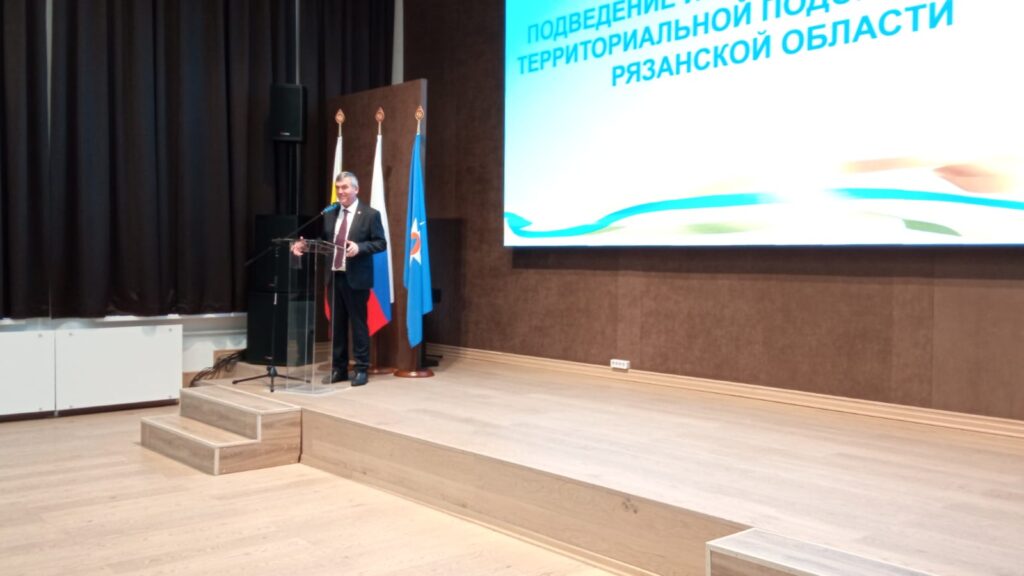 Рязанских спасателей поздравили с профессиональным праздником Рязанских спасателей поздравили с профессиональным праздником Силами территориальной подсистемы единой государственной системы предупреждения и ликвидации чрезвычайных ситуаций Рязанской области ликвидировано более 4000 пожаров, аварий и других происшествий. Спасено более 1000 человек.