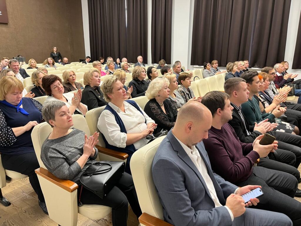В Рязанской области подвели итоги реализации национального проекта «Культура» в 2023 году В Рязанской области подвели итоги реализации национального проекта «Культура» в 2023 году В областной библиотеке имени Горького состоялось итоговое заседание расширенной коллегии регионального министерства культуры.