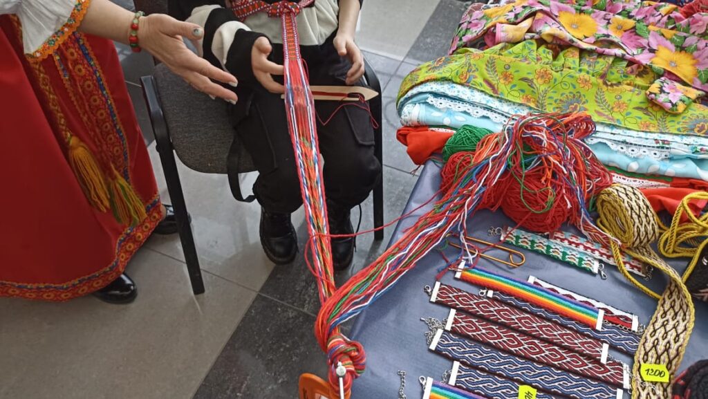 В Рязани прошло открытие Года семьи В Рязани прошло открытие Года семьи Мероприятие было на двух площадках: в фойе ледового дворца и на ледовой арене.