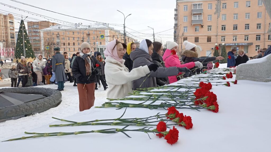 К всероссийской акции «Блокадный хлеб» присоединилась Рязань Волонтёры акции раздали рязанцам блокадные 125 г хлеба (минимальную суточную норму хлеба в блокадном Ленинграде) в память о страшных событиях, которые пережили наши предки.