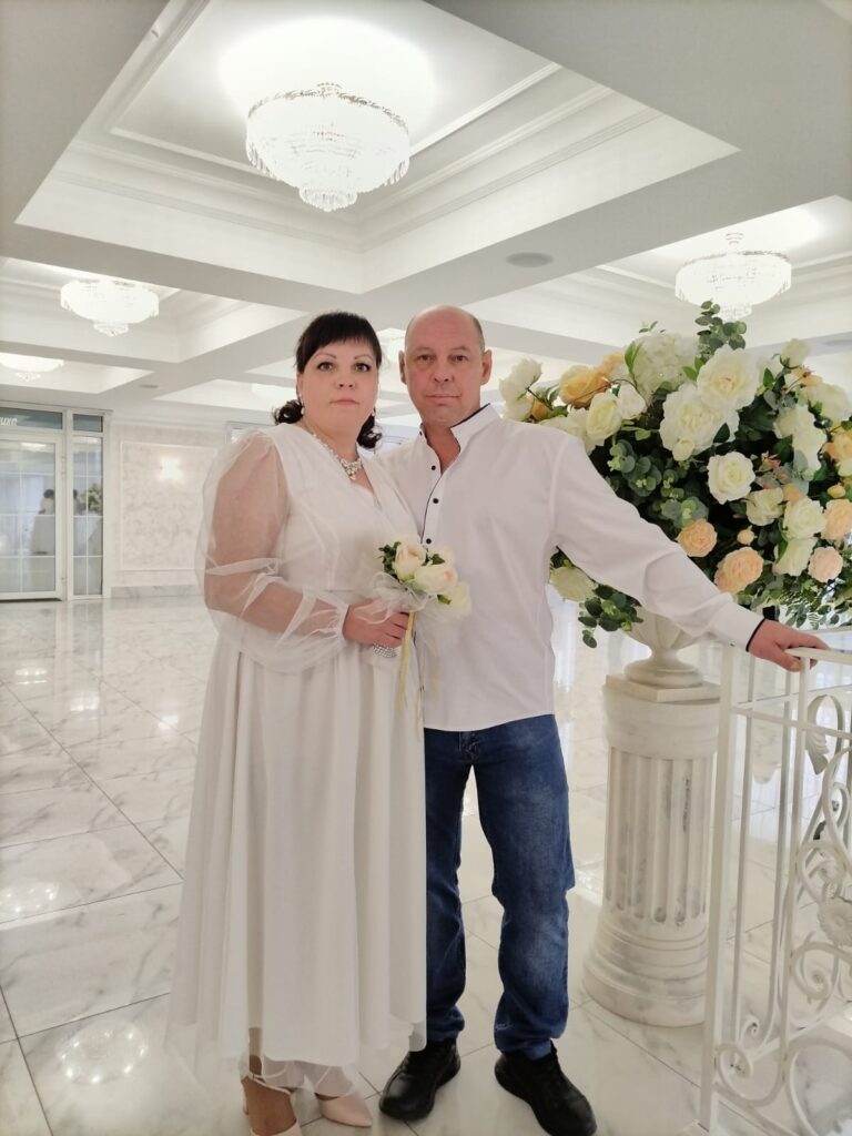 В Рязанской области 31 декабря зарегистрировали браки 18 семей В Рязанской области 31 декабря зарегистрировали браки 18 семей Об этом написала ВКонтакте руководитель регионального ГУ ЗАГС Елена Сорокина.