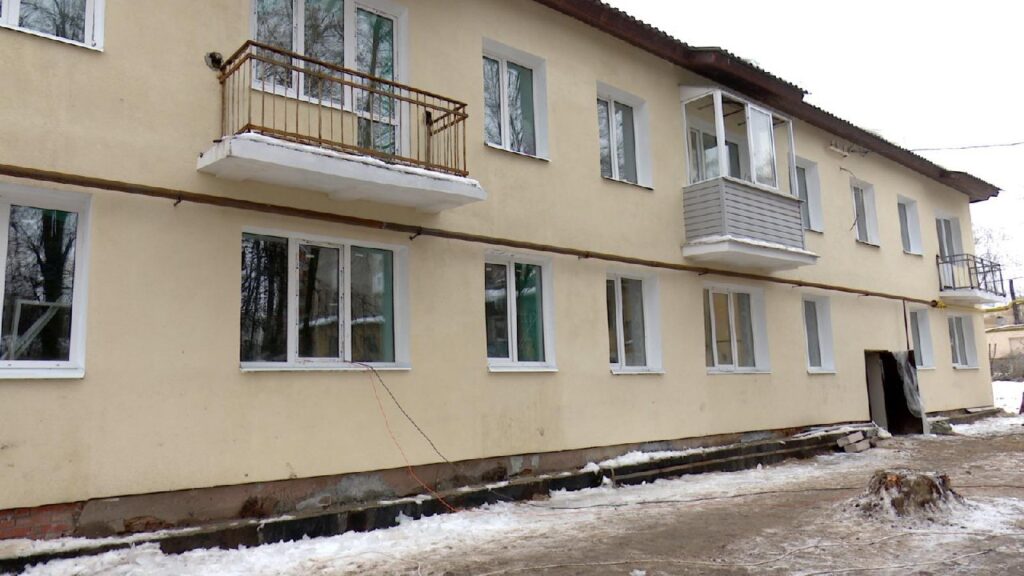 Мэрия Рязани объяснила перенос сроков передачи ключей жителям дома на улице Пушкина Комментарий по ситуации дал заммэра Михаил Ромодин.