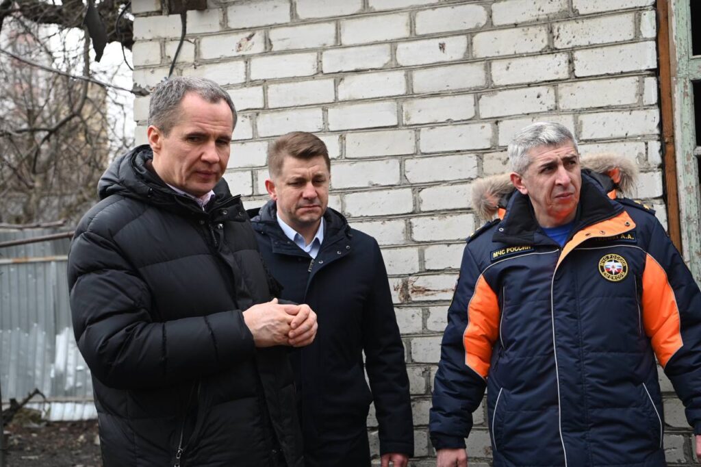 Губернатор: в Белгороде 5 человек погибли, 18 получили ранения Пост глава региона опубликовал в телеграм-канале.