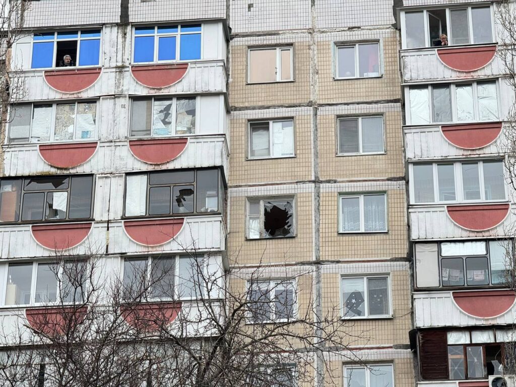 Губернатор: в Белгороде 5 человек погибли, 18 получили ранения Пост глава региона опубликовал в телеграм-канале.