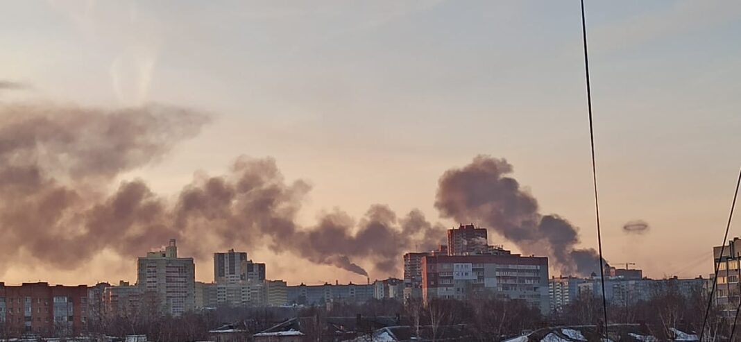 В Рязани произошли два хлопка, виден дым