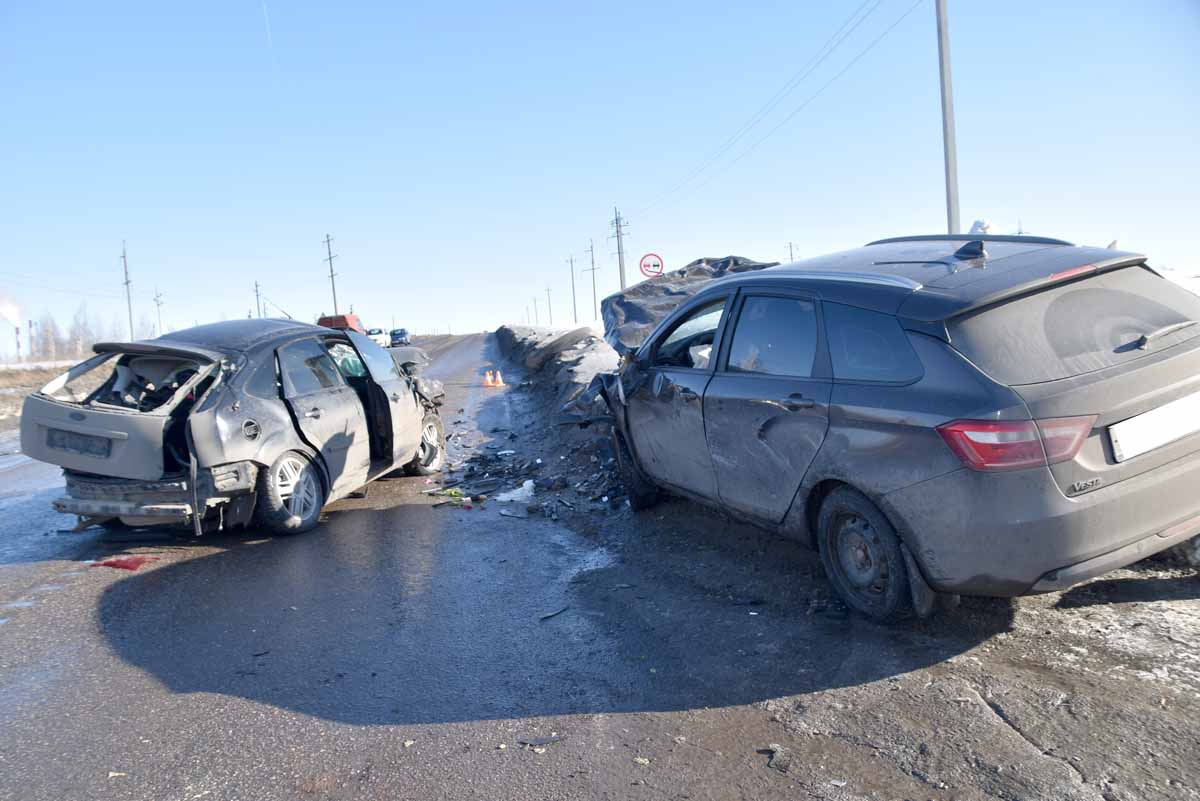 В аварии под Новомичуринском пострадали двое детей и двое взрослых