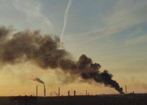 Пожар на нефтезаводе в Рязани. Что известно?