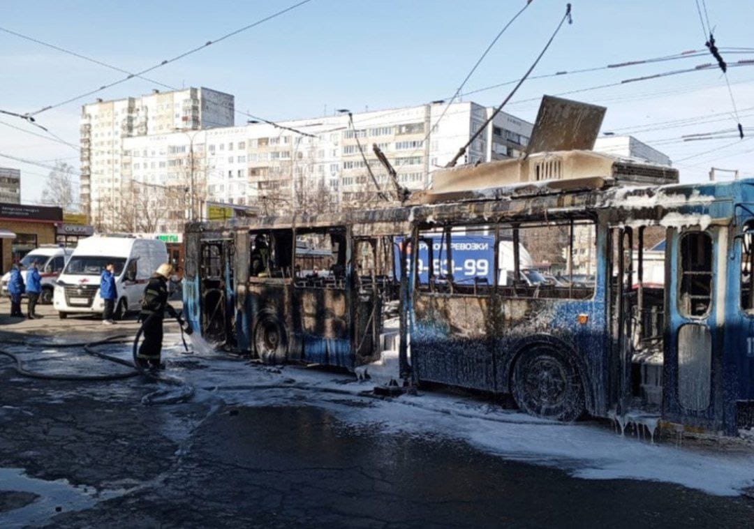 Рязанцы показали последствия пожара у горбольницы №11