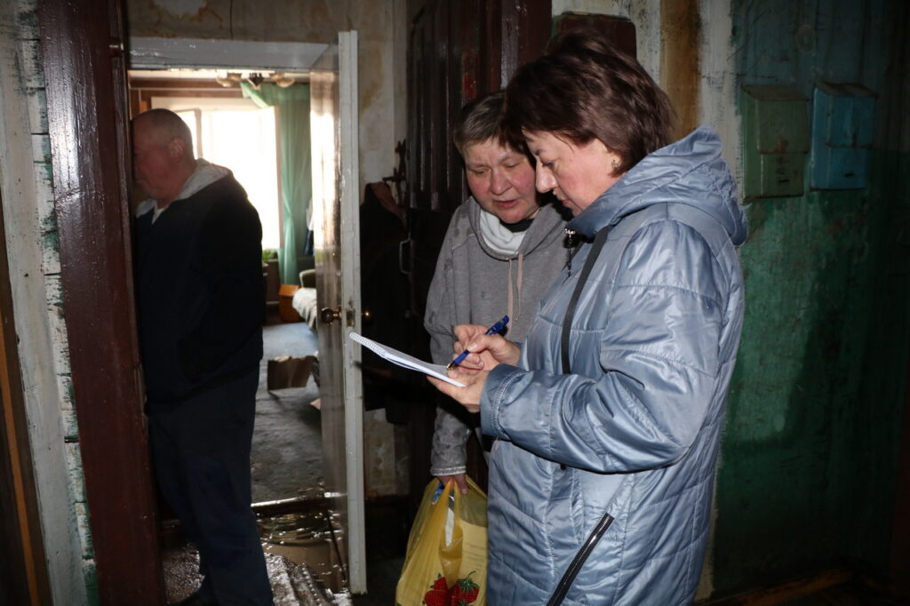 Мэрия Рязани поможет жильцам сгоревшего дома на улице Лесопарковой