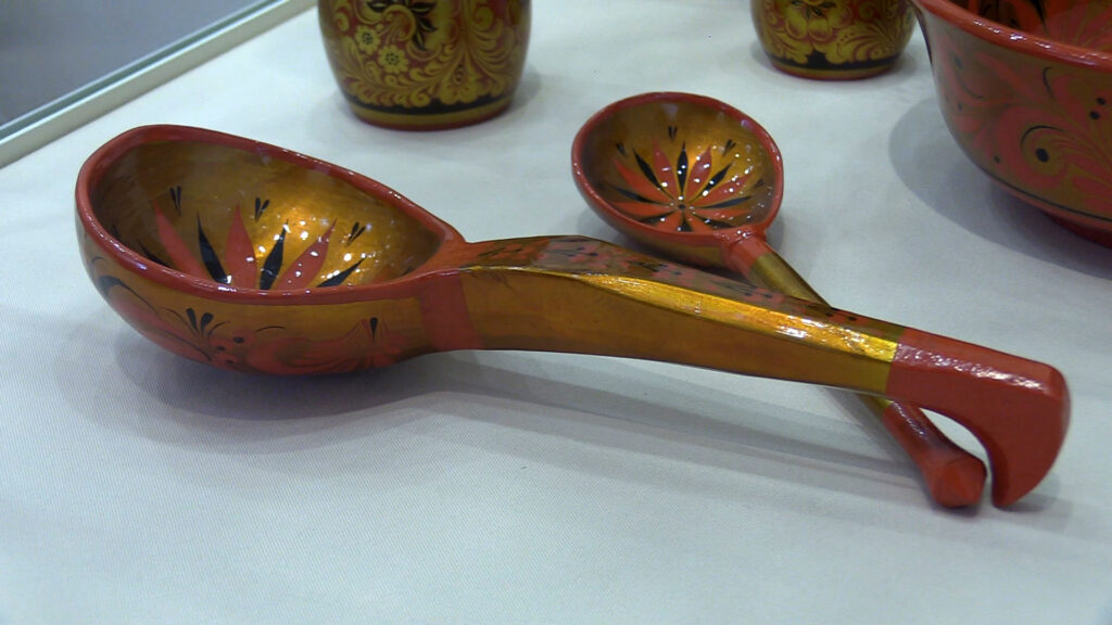 Красавица-хохлома представлена в Рязанском художественном музее