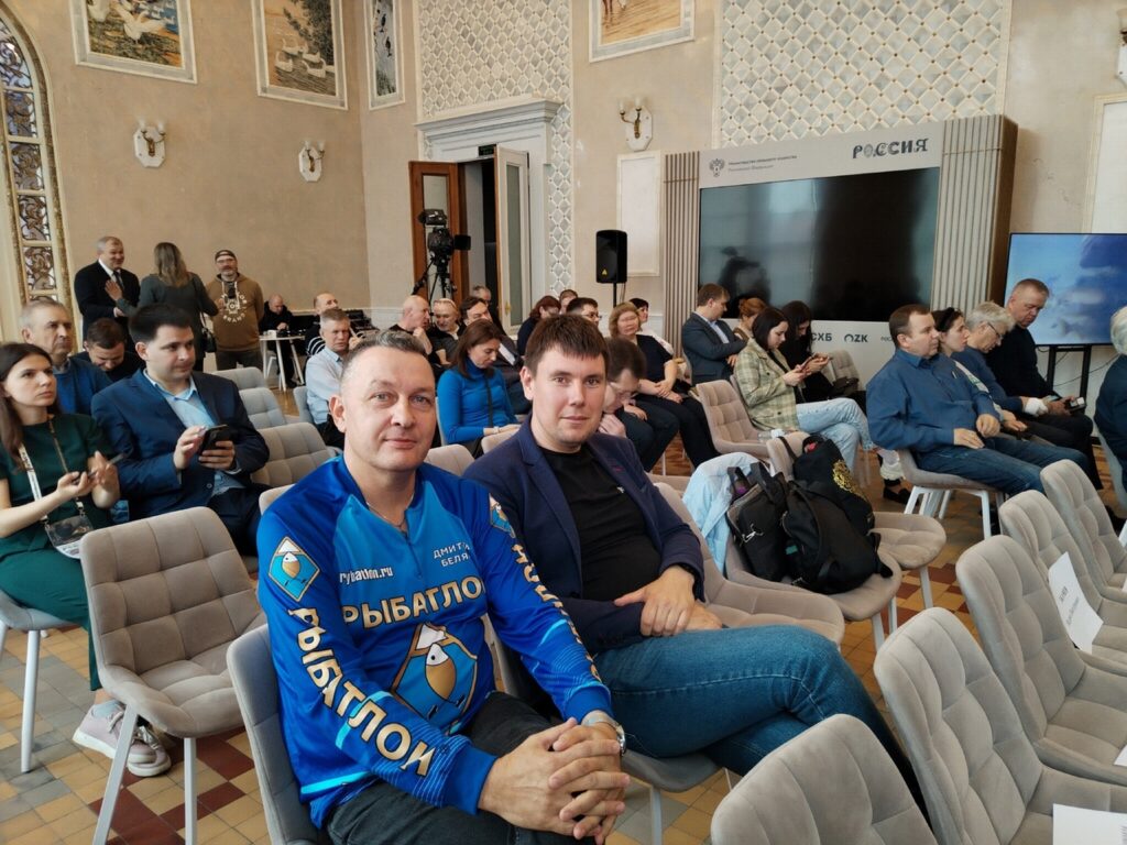 Дмитрий Беляев представил рыбатлон на выставке «Россия» Дмитрий Беляев представил рыбатлон на выставке «Россия» Это выступление, как, пожалуй, никакое другое в этот день, вызвало однозначный интерес у собравшихся