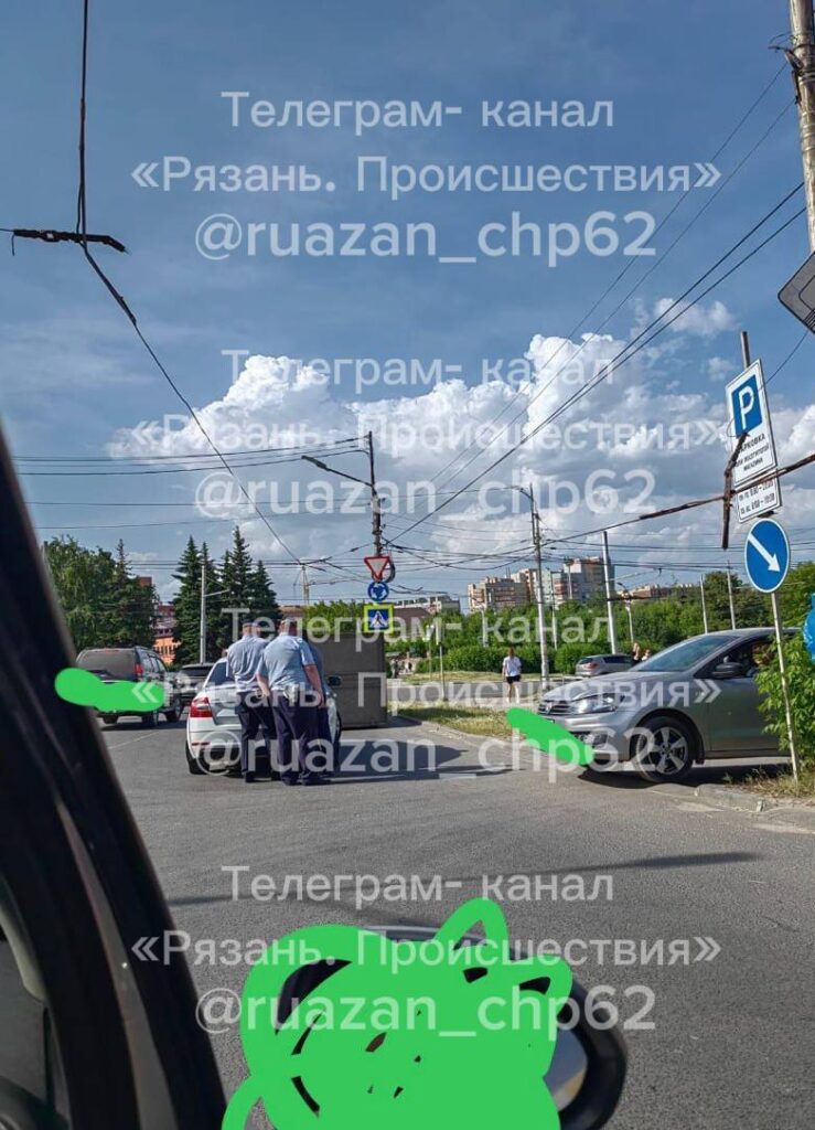 На Касимовском шоссе перевернулась «ГАЗель» На Касимовском шоссе перевернулась «ГАЗель» Всё случилось около остановки «Мясокомбинат».