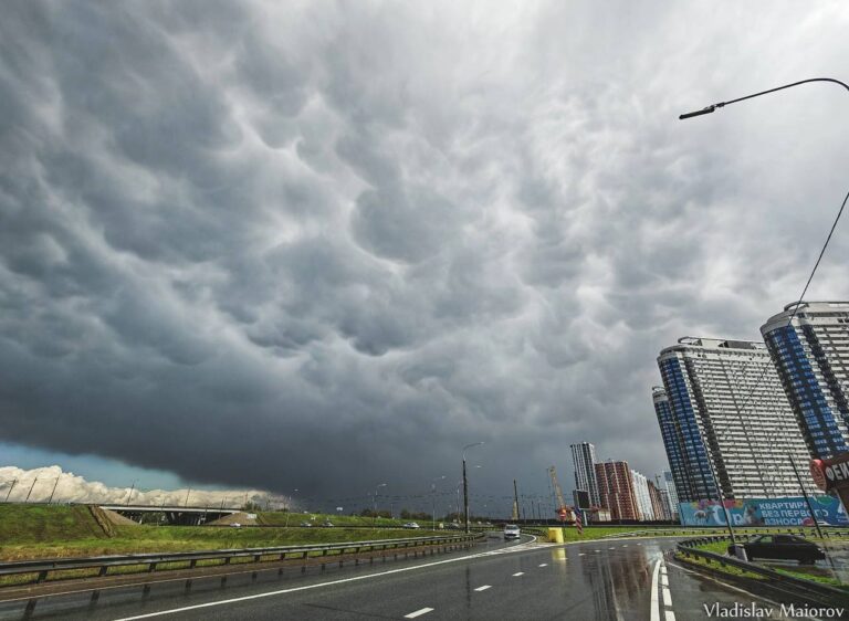 Рязанцы 5 мая сфотографировали необычные облака-мамматусы