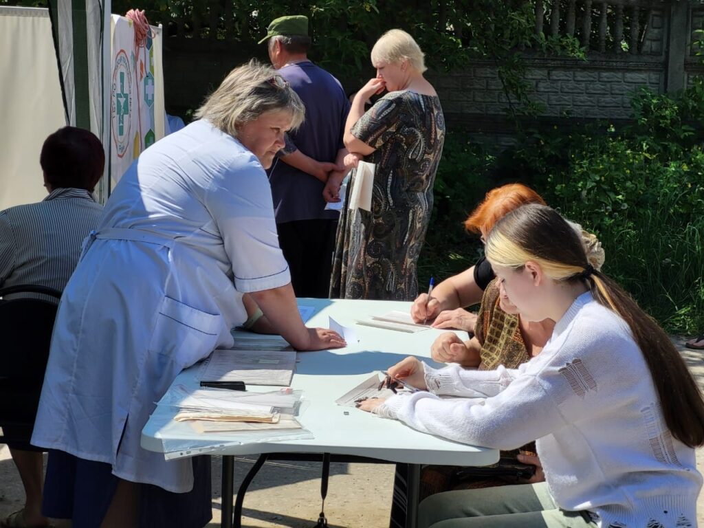 В Рязани медики провели диспансеризацию в формате «поликлиника у дома»