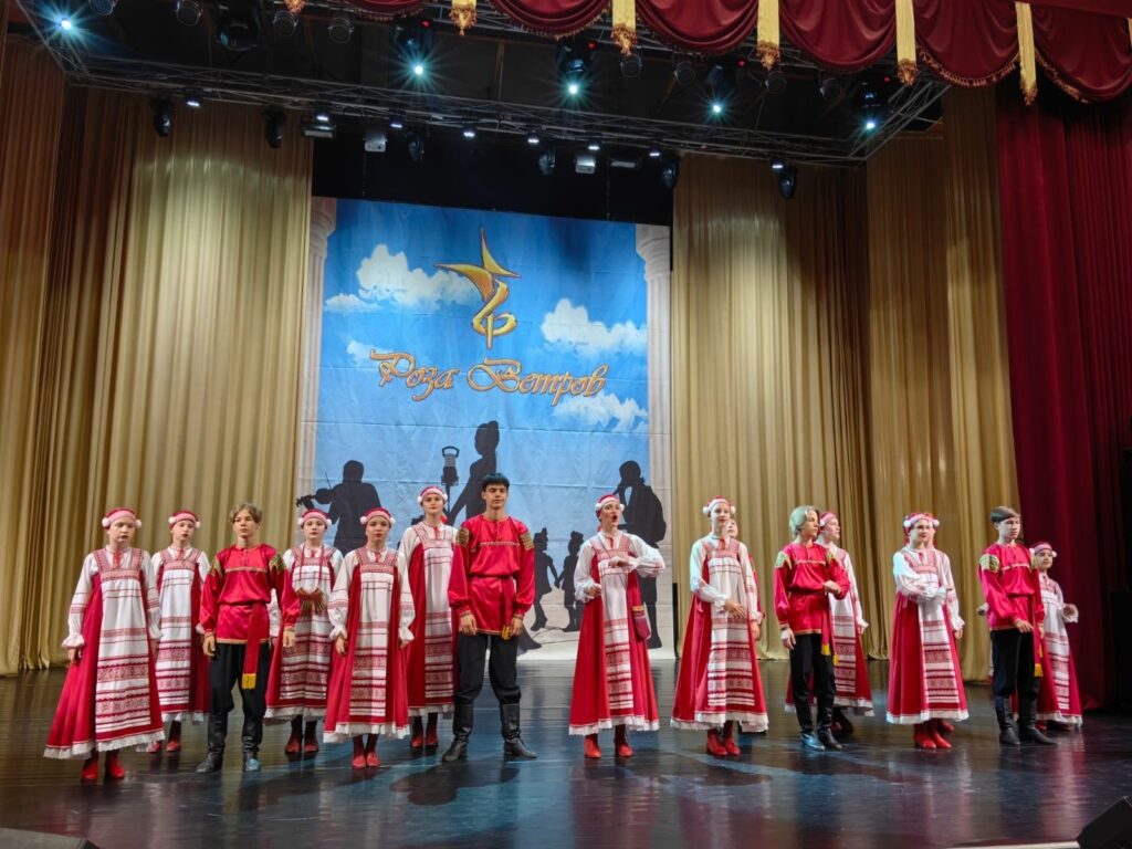 Ансамбль народной песни "Русские узоры" из Рязани участвовал в конкурсе в Сочи