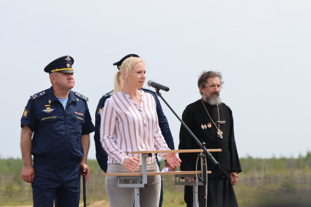 Школьникам показали, где и как проходят подготовку рязанские десантники