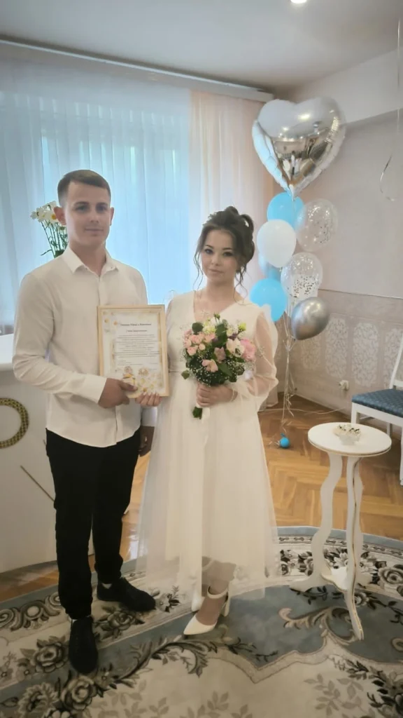 Рязанский ЗАГС показал фото свадеб прошлой недели Неделя с 8 по 14 июля стала богатой на свадебные торжества.