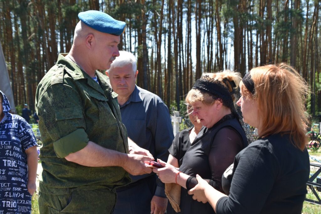 В Спасском районе простились с погибшим на СВО Сергеем Самсоновым