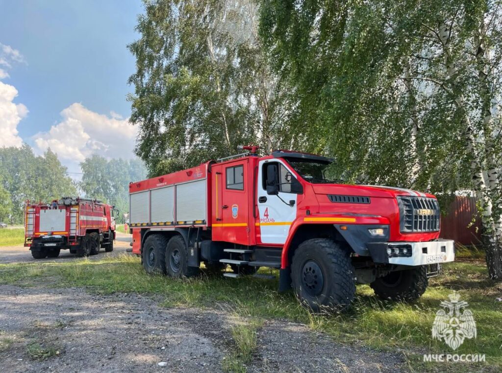 Пожар на деревообрабатывающей станции в Рязанском районе потушен